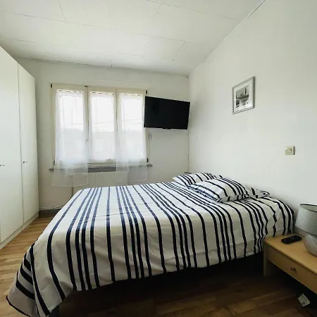 Louis Petite Maison Διαμέρισμα