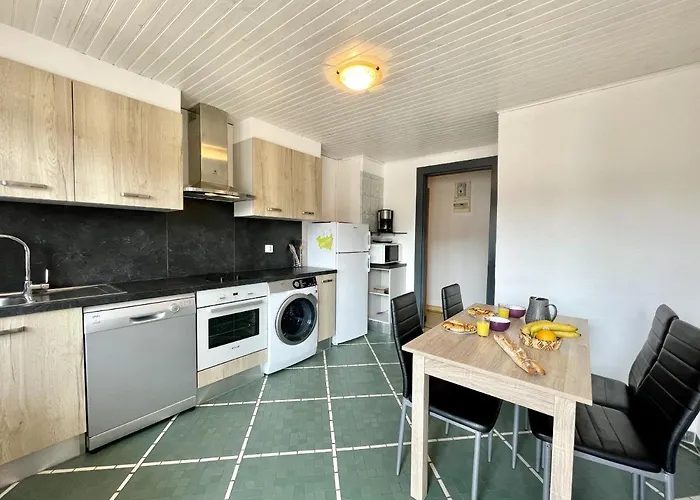 Louis Petite Maison Apartment