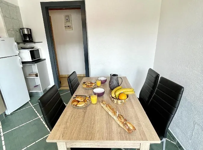 Apartment Louis Petite Maison *