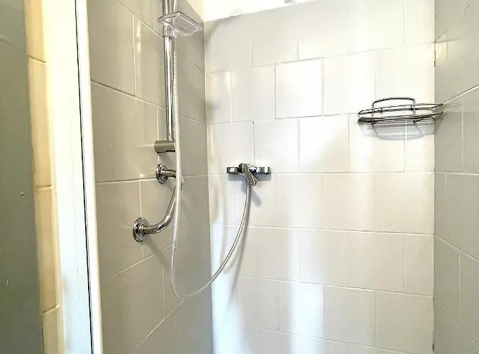 Louis Petite Maison Apartment *