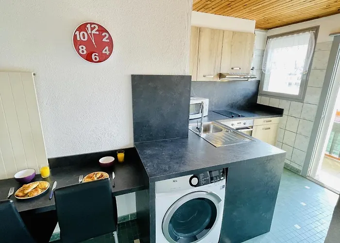 Louis Petite Maison *