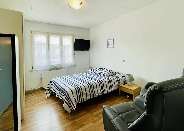 Louis Petite Maison Apartment *